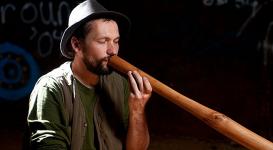 didgeridoo-smeykal-20170616_denik-w630.jpg